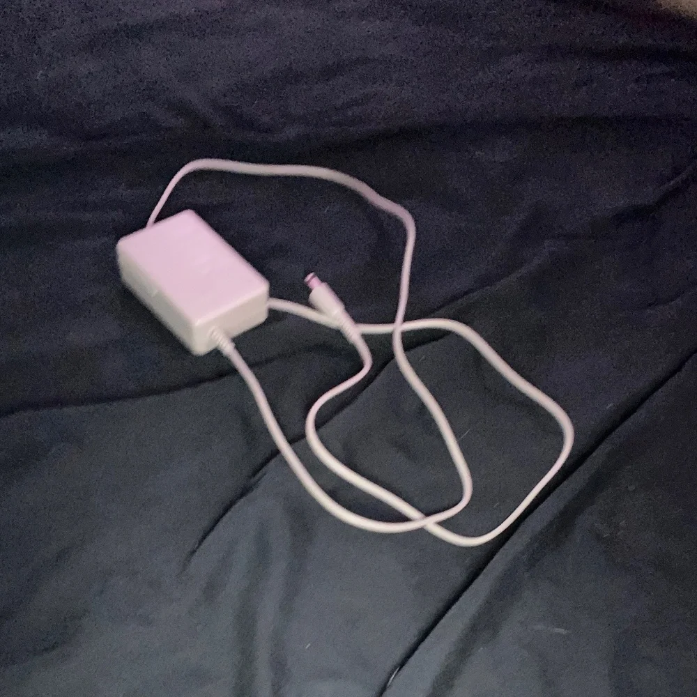 Nintendo 3DS Charger - Picture 1 of 1